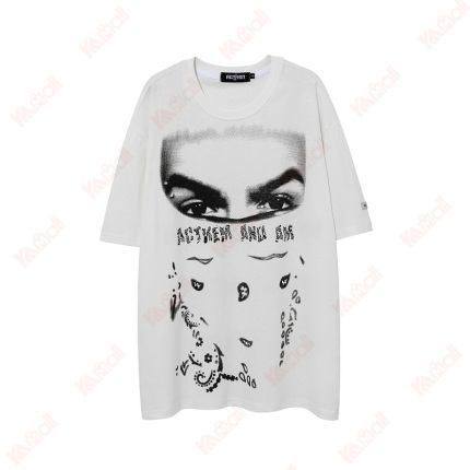 white t shirt